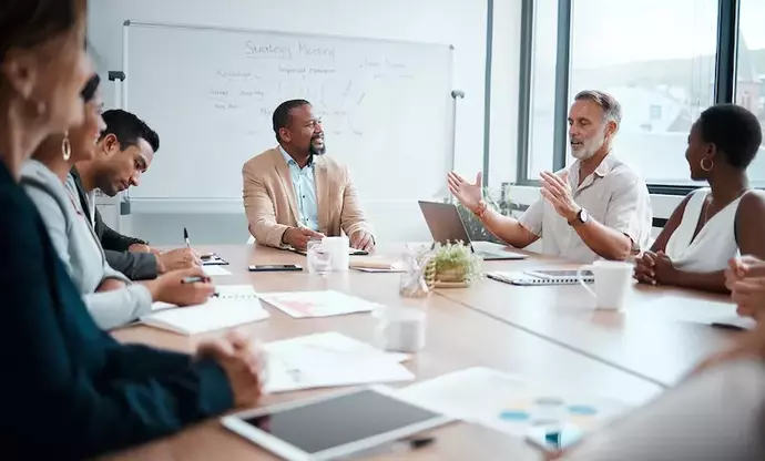 Team Management Training: A Neutral Overview of Concepts, Structures, and Organizational Context