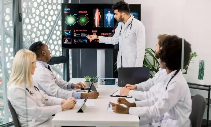 Understanding Clinical Medicine Training: Principles, Structures, and Mechanisms