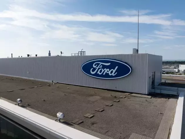 Ford's Q1 Earnings: Revenue Growth and EV Challenges