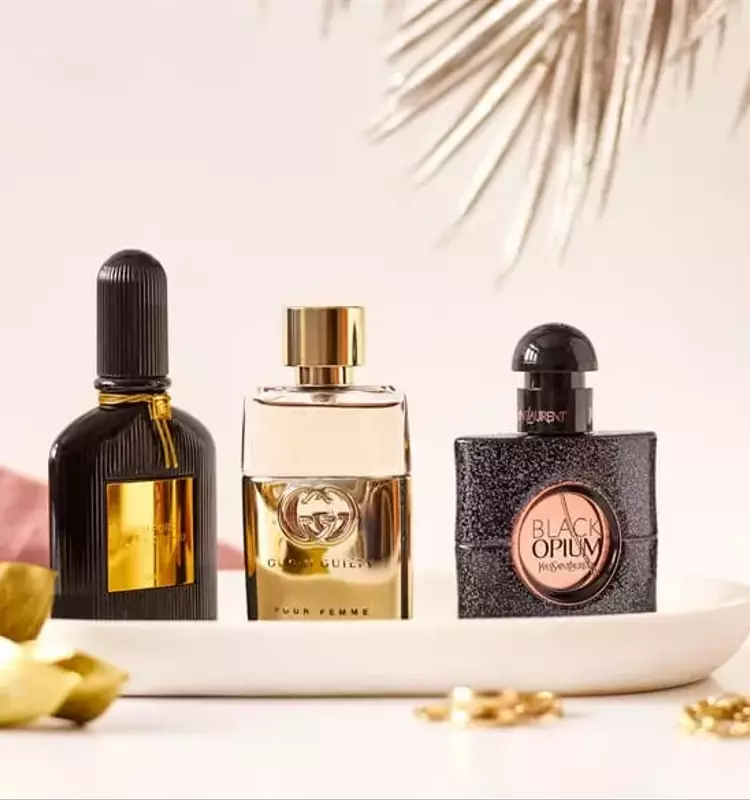 Autumn Allure: A Chic Guide to Finding Your Signature Seasonal Scent