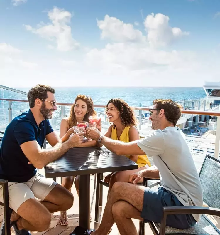 The Ultimate Men's Cruise Wear Guide for Style and Comfort