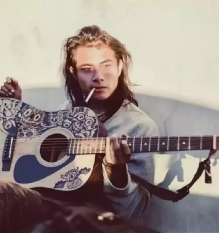 Indie Artist Bert Malcom: A Journey of Self-Discovery and Creativity