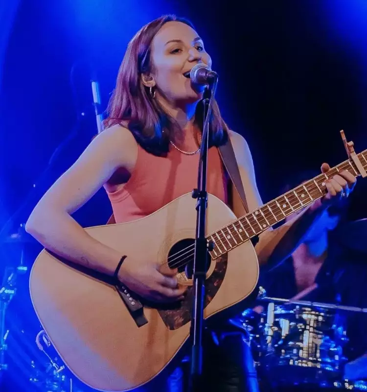 Indie Pop Sensation Set to Illuminate Valdosta's Art Scene