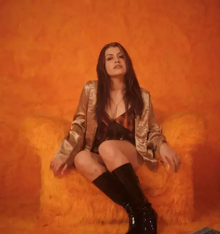 Rising Star Kelly Vargas: Honest Music with a Global Heart