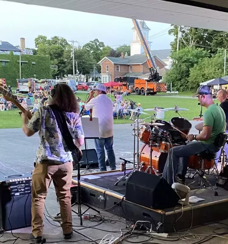 Summer Concert Series and Community Events in Silver Creek