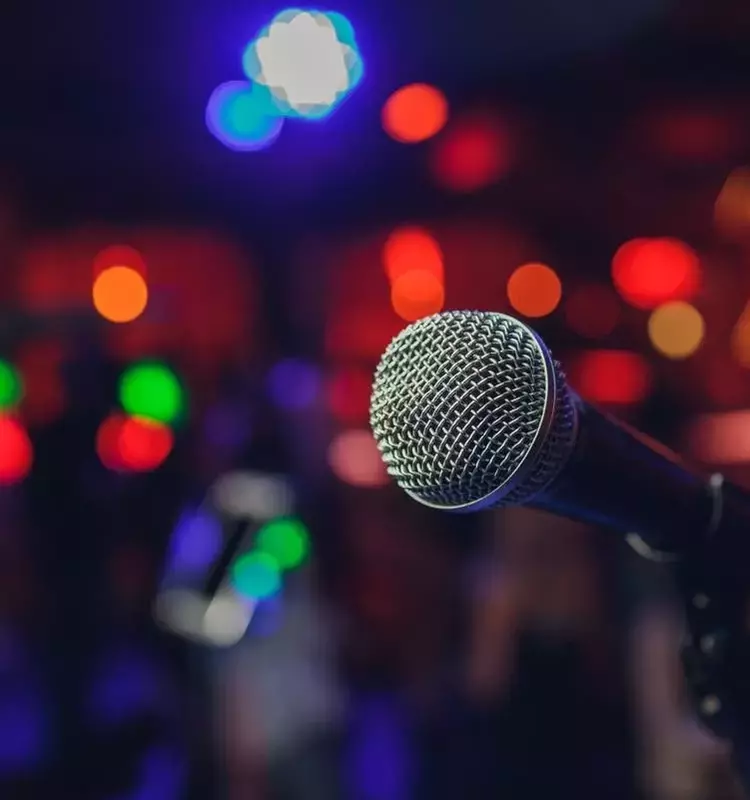Milford Embraces Live Music in Downtown Area
