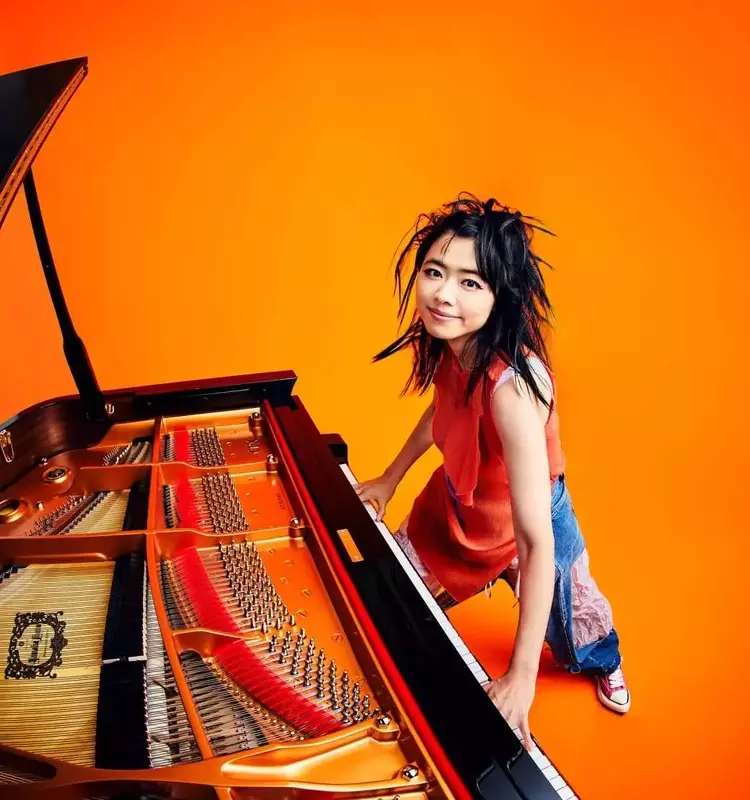 Hiromi Uehara: A Sonic Journey Through Musical Innovation