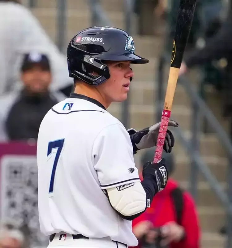 Baseball Players' Signature Tunes: A Melodic Journey Through the Columbus Clippers' Walk-Up Songs
