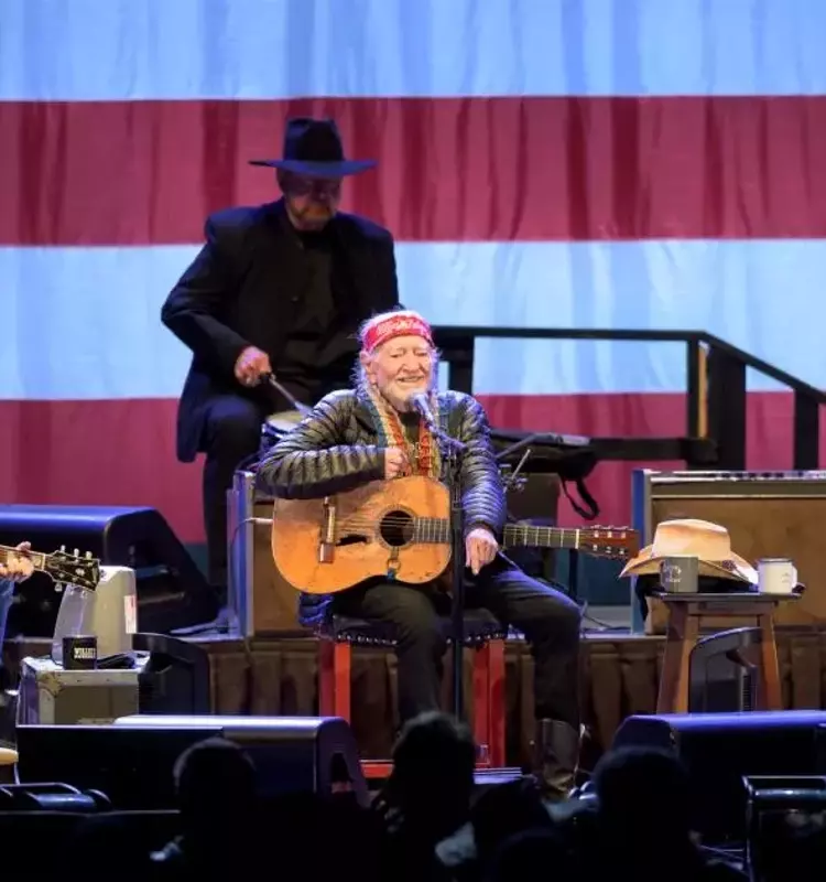Two Musical Legends Unite at the Hollywood Bowl