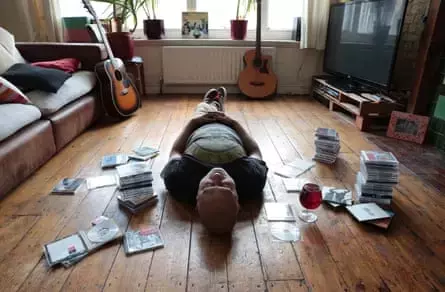 The Resurgence of Physical Music: A Journey Back to CDs