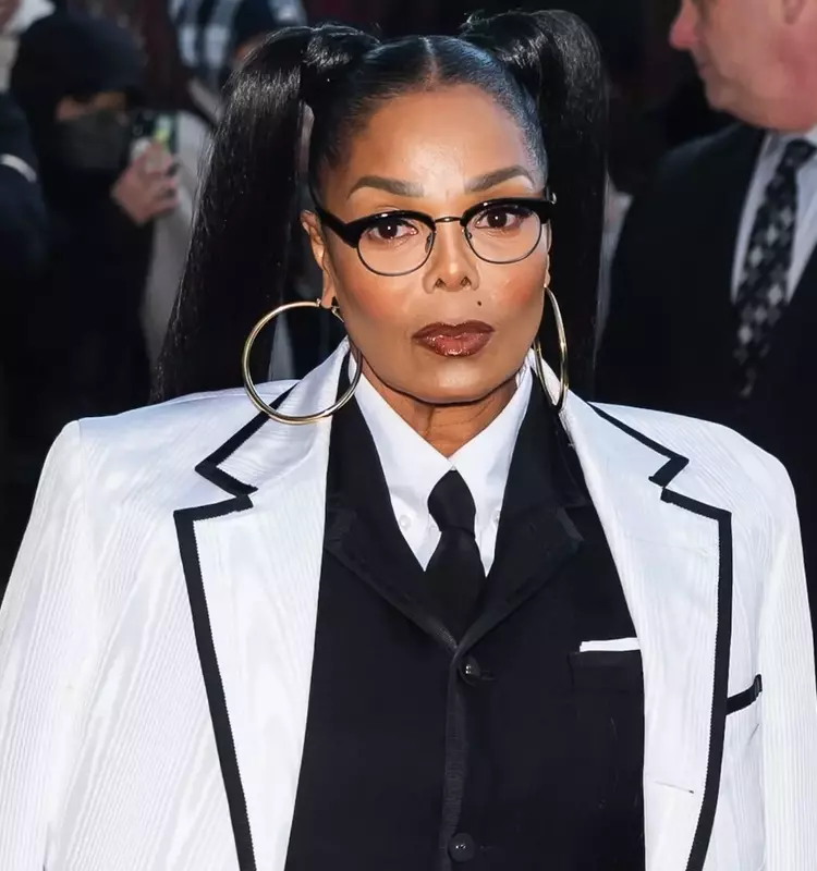 Janet Jackson's Triumphant Return to the AMA Stage