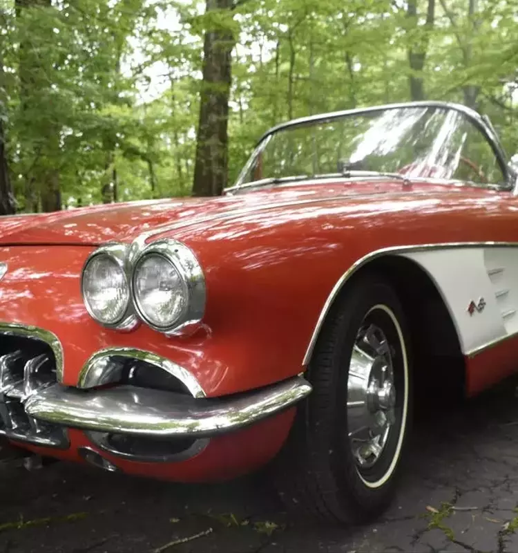 Unplanned Acquisition: A Corvette's New Journey Begins
