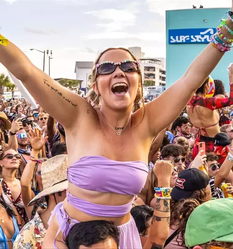 Gulf Shores Seeks Community Feedback on Music Festival Contract
