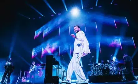Glasgow Nights: John Legend's Soulful Odyssey