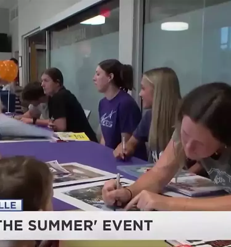 Student-Athletes Inspire Young Readers at Local Library Event