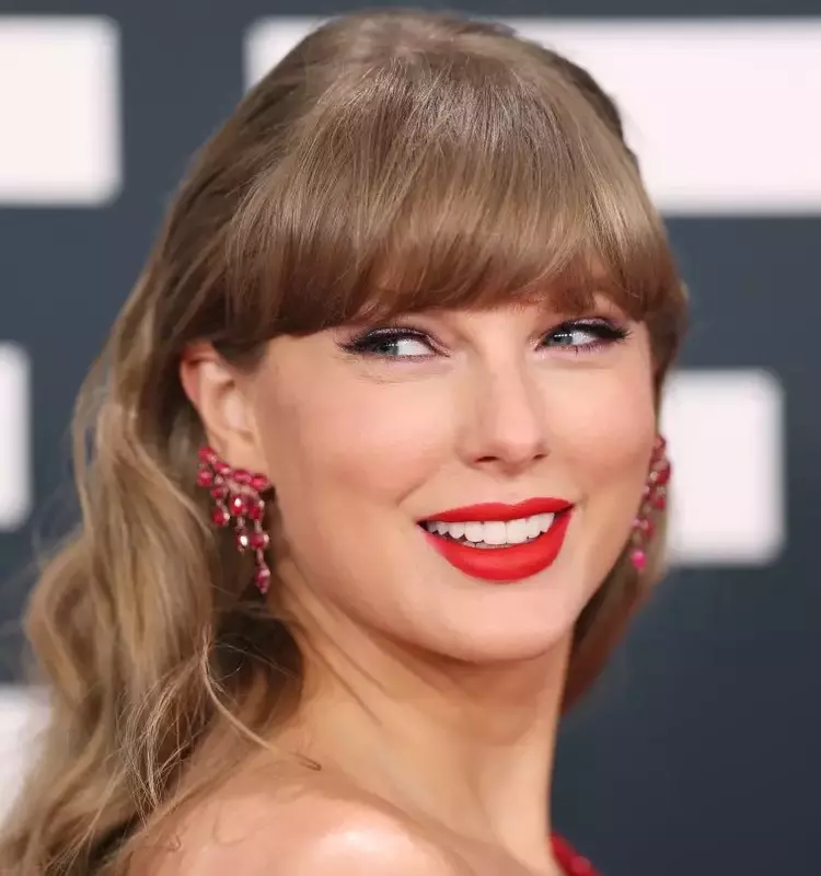 Taylor Swift Reclaims Her Musical Legacy Through A Monumental Deal