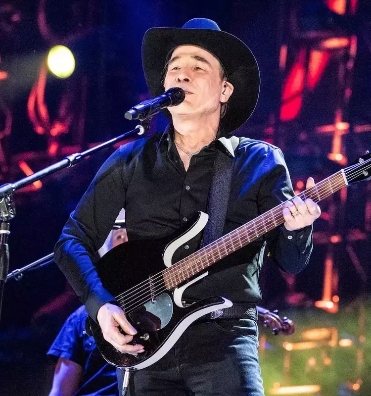 Country Star Faces Health Challenge, Cancels Performance