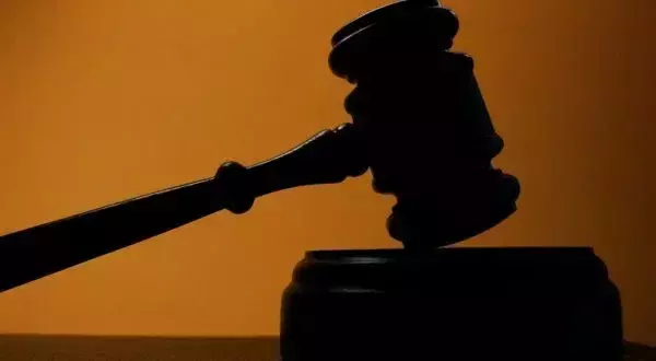 Legal Consequences of Distracted Driving: A Baxter County Case Study