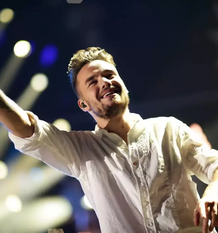 Liam Payne's Sister Shares Emotional Support for His 'Building the Band' Performance
