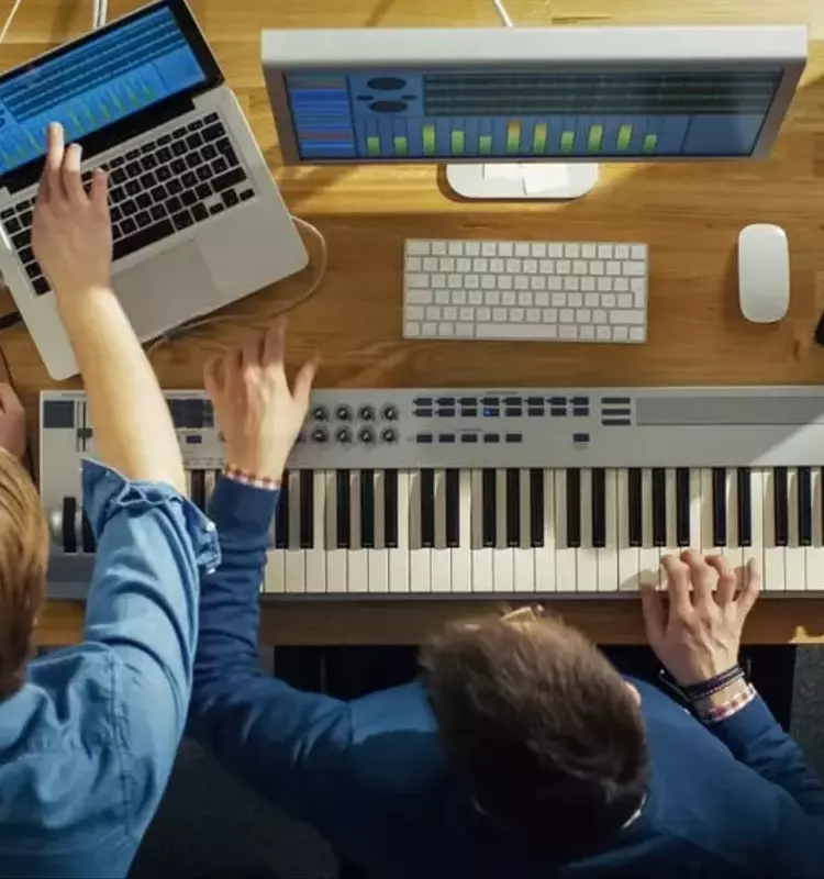 Exploring Aviation Management Degrees: Curriculum, Specializations, and Career Opportunities