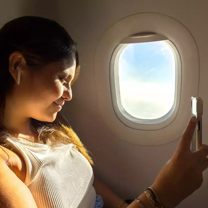 The Truth About In-Flight Skincare: Viral Trend or Hygiene Hazard?