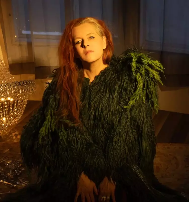 Neko Case Announces First Solo Album in Seven Years