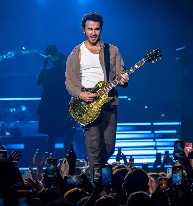 Kevin Jonas: From Financial Strain to Comeback Success