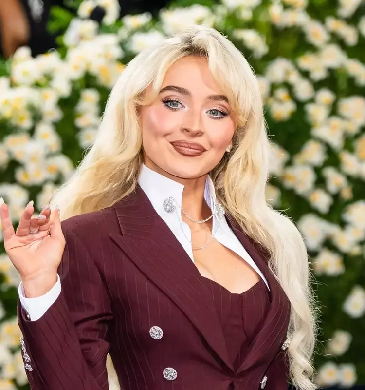 Sabrina Carpenter: Beyond the Headlines, A Deep Dive into Her Musical Obsession
