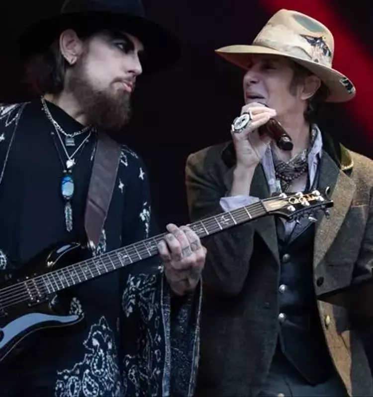 Legal Tangle Ensues Between Jane's Addiction Members Over Onstage Altercation and Tour Cancellation