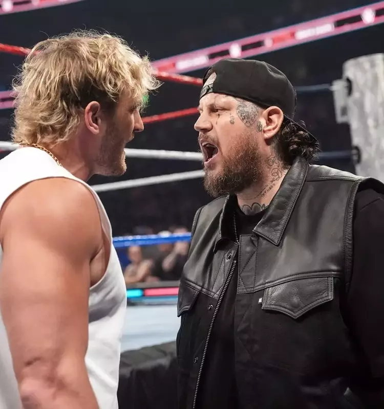Unscripted Chaos: Jelly Roll Delivers Shocking Chokeslam to Logan Paul on 'Jimmy Kimmel Live!'