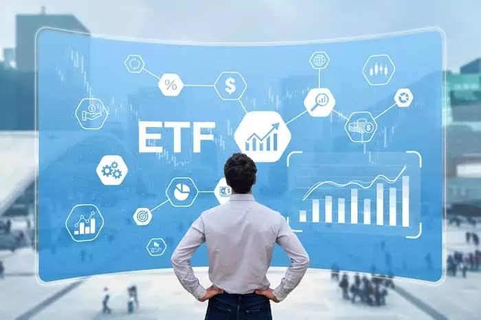 Unlocking Income and Growth: A Deep Dive into Strategic ETF Investments