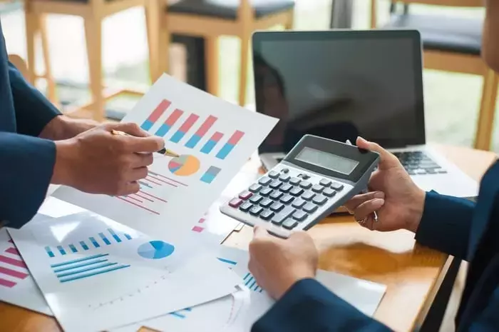 High Yield vs. Reliable Dividends: A Comparison for Income-Focused Investors