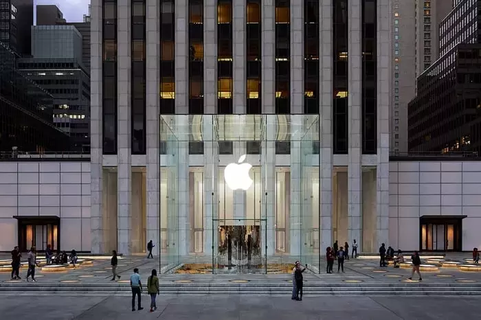 Apple's Resurgence: Navigating Challenges and Charting Future Growth