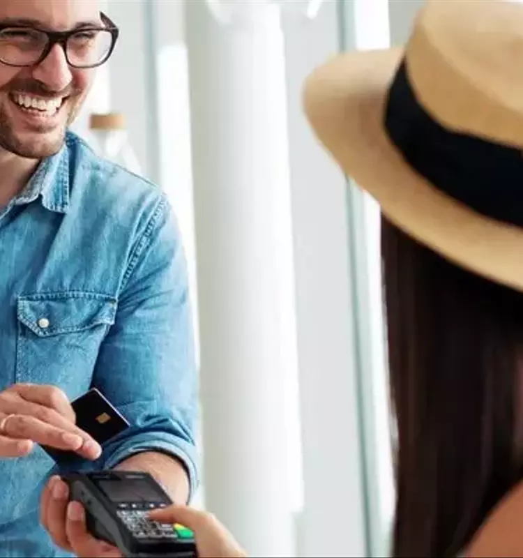 Maximizing Your Money: Debit vs. Credit Card Strategies