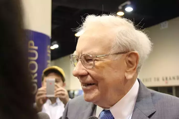 Buffett's Housing Bets Poised for Surge with Fed Rate Cuts