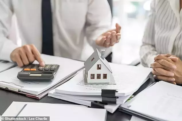 Mortgage Portability: Navigating Relocation and Expansion Without Penalties
