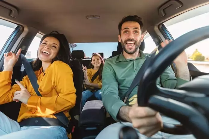 SiriusXM vs. Spotify: A Comprehensive Investment Analysis