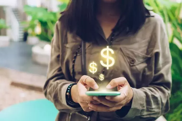 Why Amazon Stock Is a Smart Investment Choice