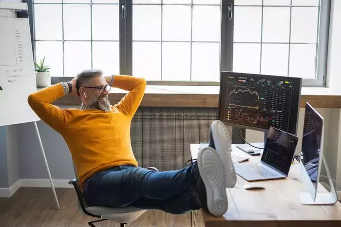 Maximizing Returns in the AI Market: The Strategic Advantage of ETFs