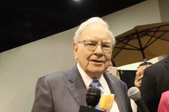 Warren Buffett's 'Forever Stocks': Apple Leads the Pack with High Growth Potential