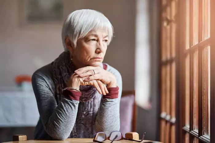 Optimizing Retirement Portfolios: Striking the Right Balance Between Growth and Security