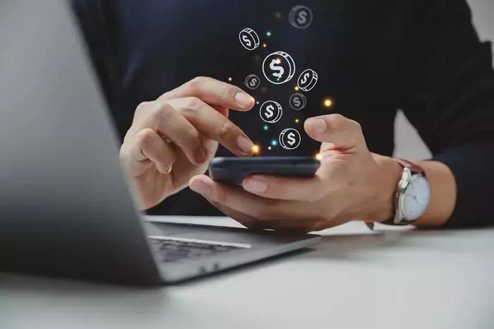  Fintech Titans: Block vs. Mastercard – Which Investment Suits Your Portfolio?