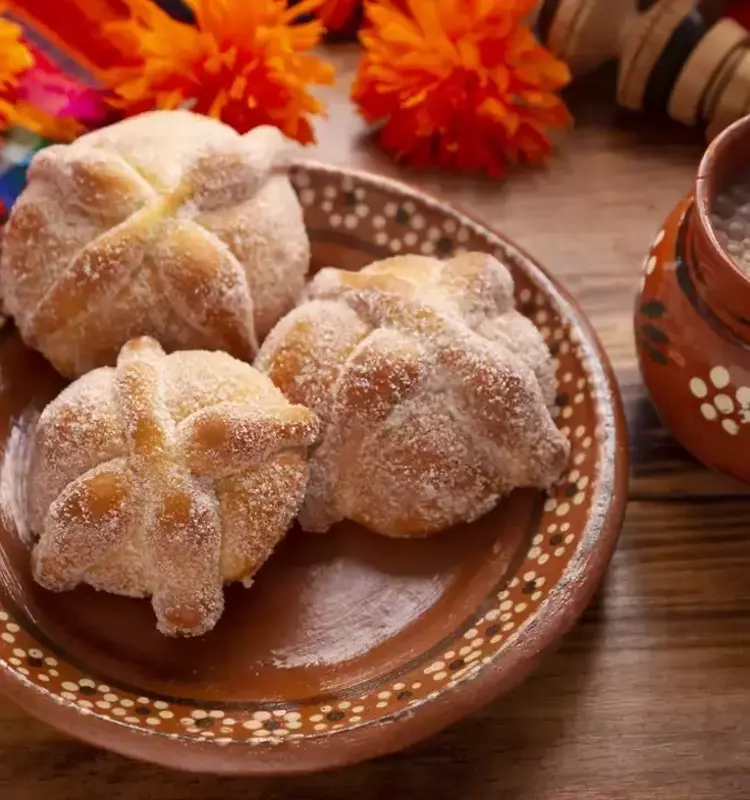 Celebrando la Vida y el Recuerdo: La Tradición Saludable del Pan de Muerto Mexicano