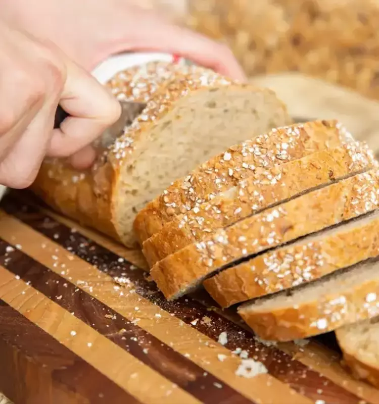 Pan Integral vs. Masa Madre: Descifrando la Elección más Saludable para tu Mesa