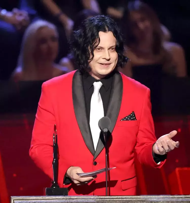 The White Stripes Honored at Rock & Roll Hall of Fame Ceremony