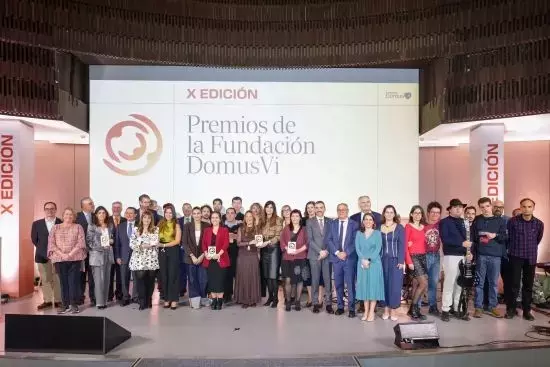 La Fundación DomusVi reconoce la excelencia y el compromiso social en su décima gala de premios