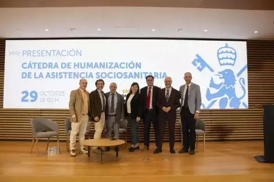 Cátedra conjunta busca revitalizar la atención sociosanitaria con enfoque humano
