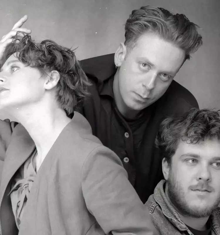 A Fortuitous Encounter: Simon Raymonde's Journey to Cocteau Twins