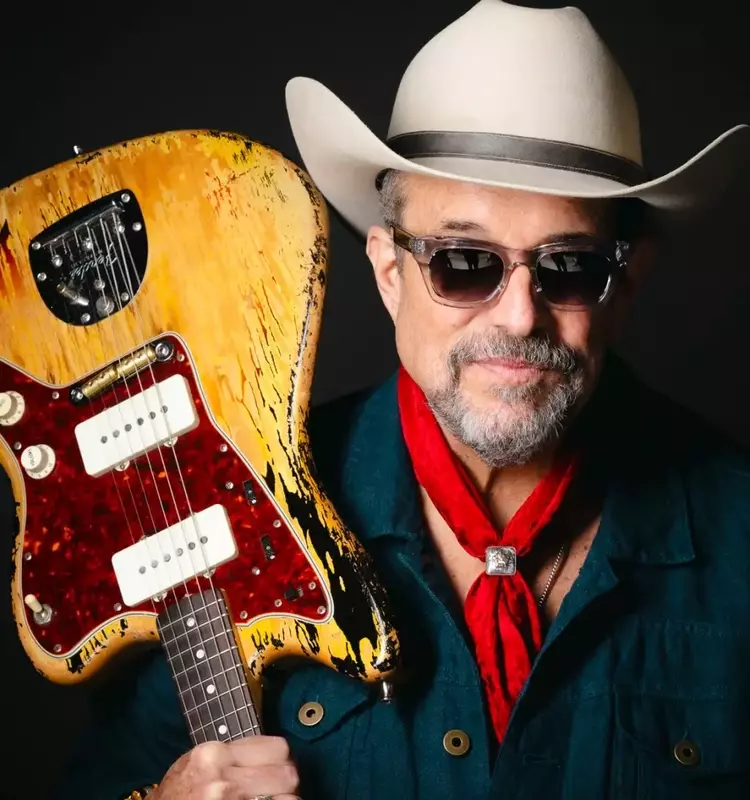The Mavericks to Honor Raul Malo's Legacy in Special Ryman Auditorium Tribute Concert