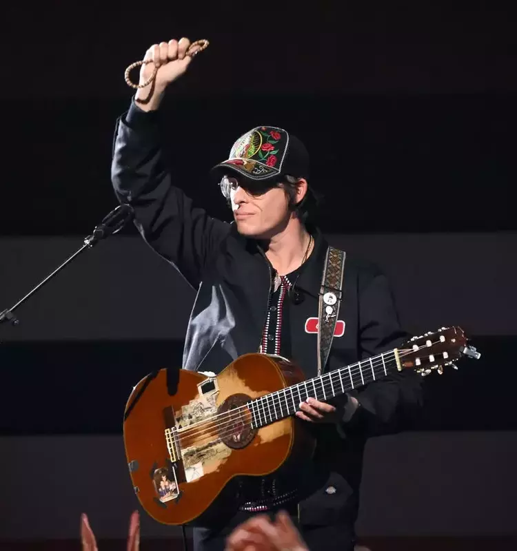 Stephen Wilson Jr. Mesmerizes CMA Awards with "Stand by Me" Rendition and New Single "Gary"